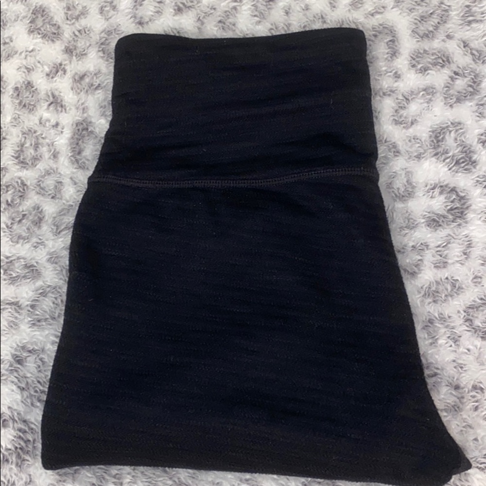 Athleta textured leggings